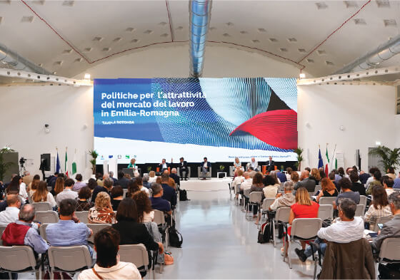 Regione Emilia-Romagna: Mercato del lavoro, filiere e territori in Emilia-Romagna